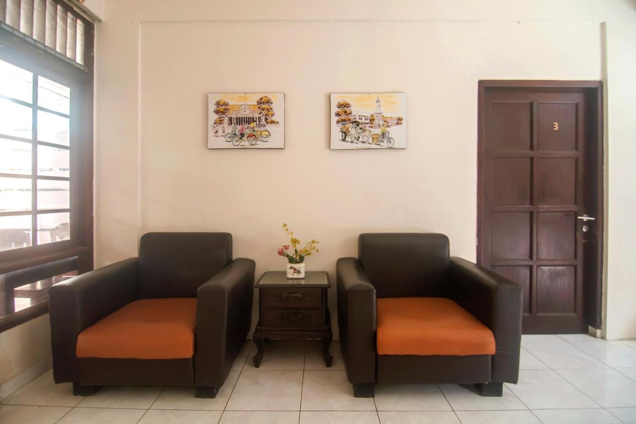 Oyo 201 Emdi House Timoho Hotel Yogyakarta Kültér fotó